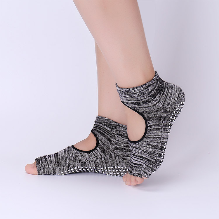 ถุงเท้าโยคะกันลื่นพร้อมที่ยึดเ - Pilates Yoga Exercises บทวิจารณ์และราคา